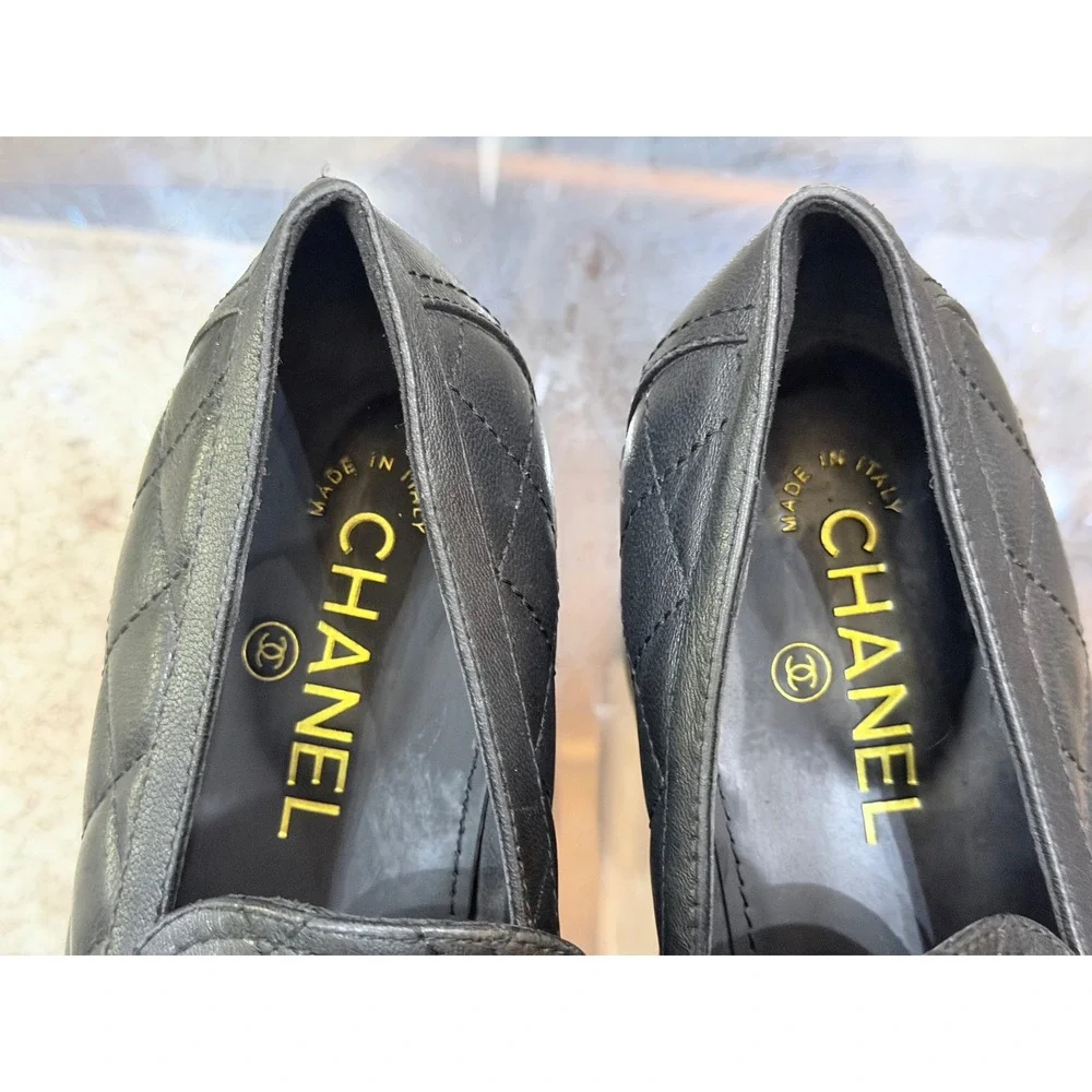 Chanel Black Quilted Leather Heart CC Logo Platform Loafers G39732 39C - Picture 2 of 8